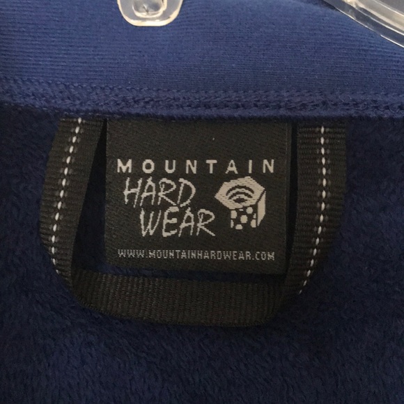 Mountain Hardware zip-up - Picture 3 of 3